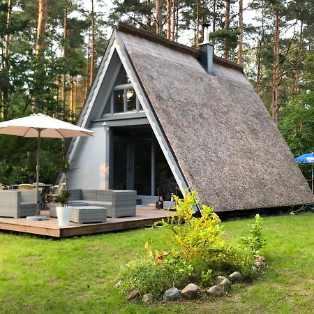 Ferienhaus Reetdach 1300Qm Privatgrundstueck Bootssteg Sauna Templin Luebbesee Uckermark Erholung Pur Seenplatte Petersdorf  외부 사진